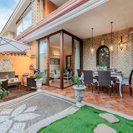 Villa Tranquil Coastal Near Rome