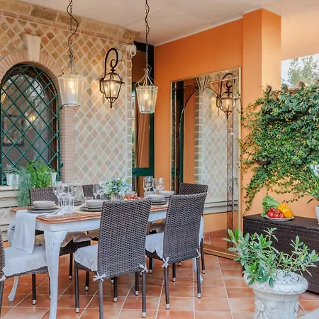 Villa Tranquil Coastal Near Rome *